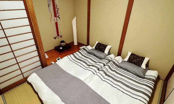 Shimogyo House | Welcome to our guest house offering a traditional Japanese architectural style and stay experience.