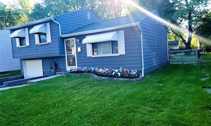 Reynolds Corners House | Welcome to our Home of Happiness