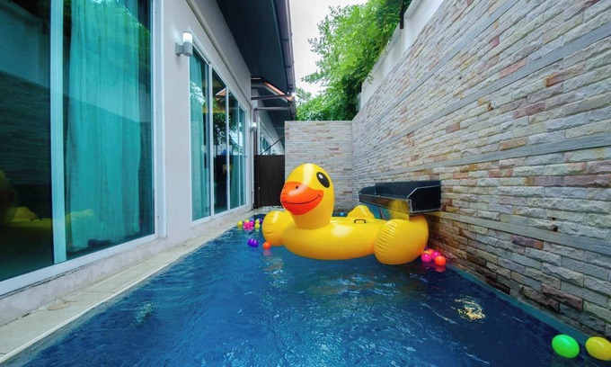 Na Kluea Villa | welcome to pattaya beautiful villa 3 bedrooms