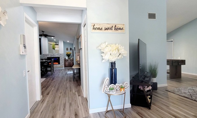 North Bay Hills House | welcome to safety Harbor house Florida .Close downtown main street, water front