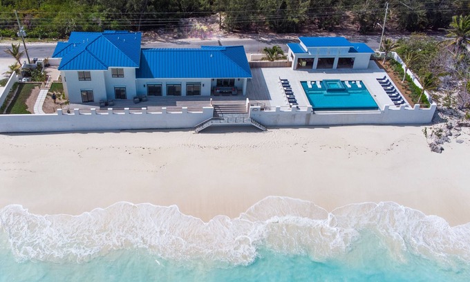 Tar Bay House | Welcome To Sandy Bum Relax In Luxury On TarBay Beach (4 Bedroom Listing)