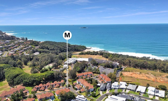 Korora House | Welcome to Shearwater Nest, your idyllic retreat nestled within the serene and picturesque Opal Cove