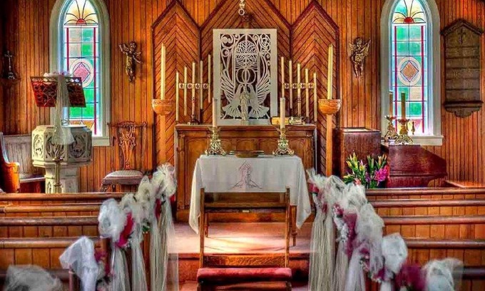 Harrington House | WELCOME TO THE AUBERGE VAL CARROLL! A retreat in nature!