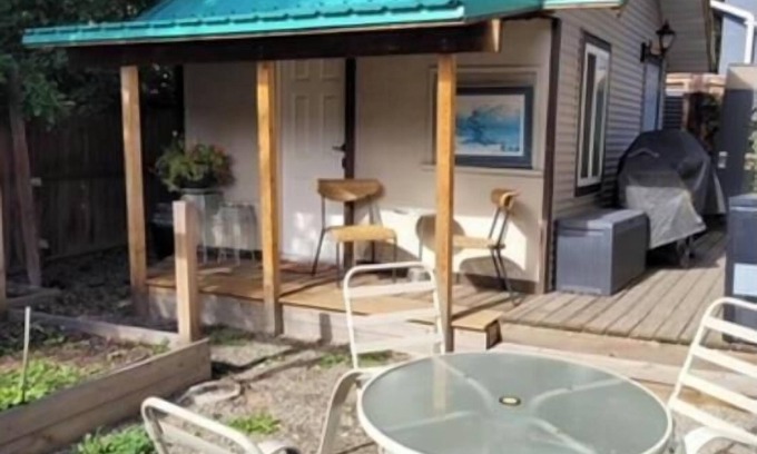 East Hill Cabin | Welcome to the charming Gnome Home, your cozy retreat in the heart of Vernon!