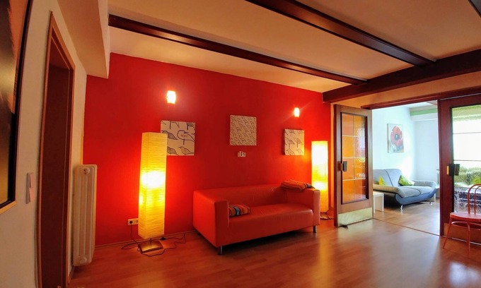 Kesselheim Apartment | Welcome to the GUEST HOUSE - KOBLENZ apartment on the ground floor