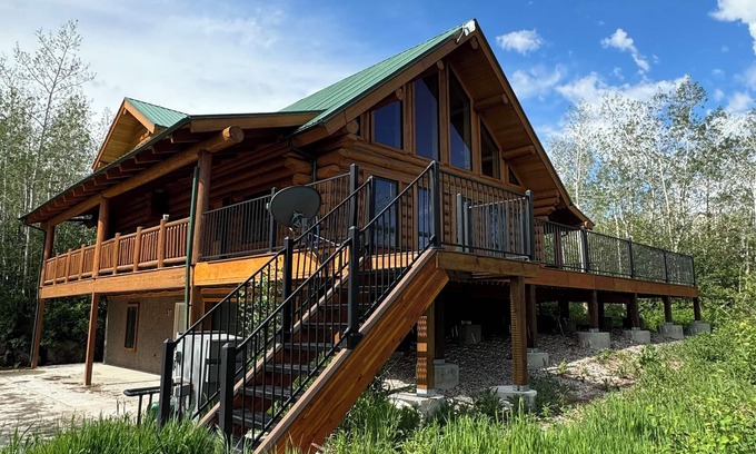 Mesa Cabin | Welcome to the Mountains! Cozy Up in Our Cabin Retreat