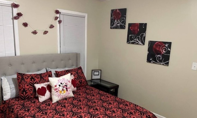 York Apartment | Welcome to the only Adult Playhouse catering to all lifestyles.