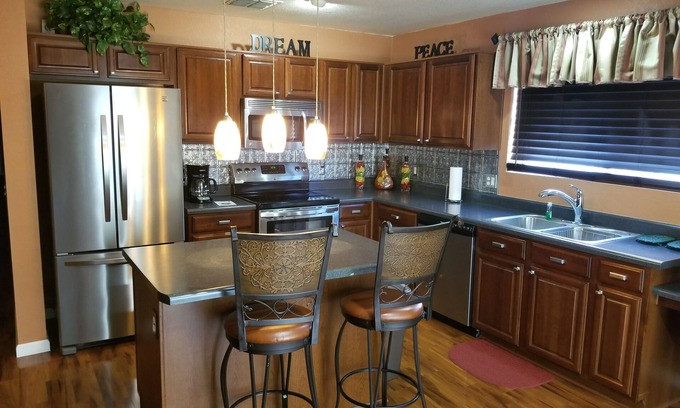Sahuarita House | Welcome to the Retreat, a private home in Sahuarita, AZ