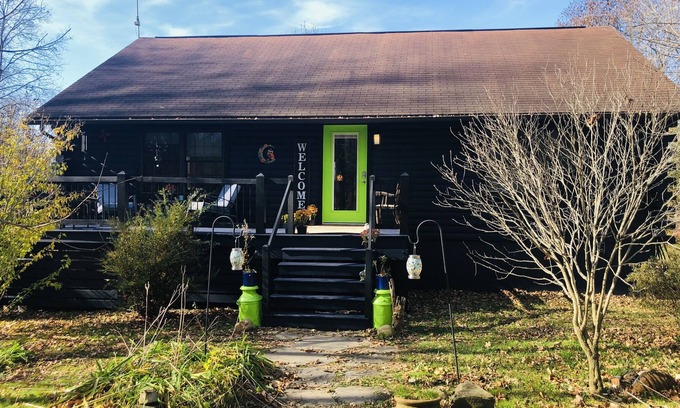 Lansing Cabin | Welcome to the Zen Bin in the Fingerlakes!
