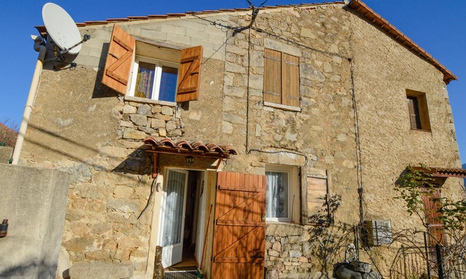 Lopigna House | Welcome to this traditional village house in a typical Corsican village in the mountains.