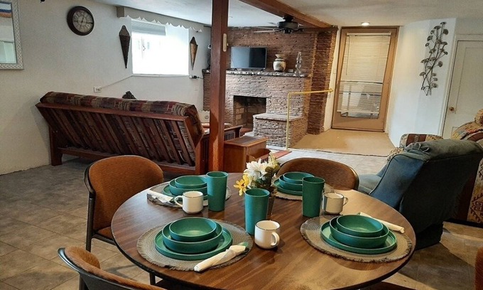 Tombstone Apartment | WELCOME TO VIGILANTE INN "INVINCIBLE QUARTERS"