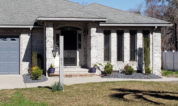 Socastee House | Welcome to Waterway Getaway - Your home away from home!