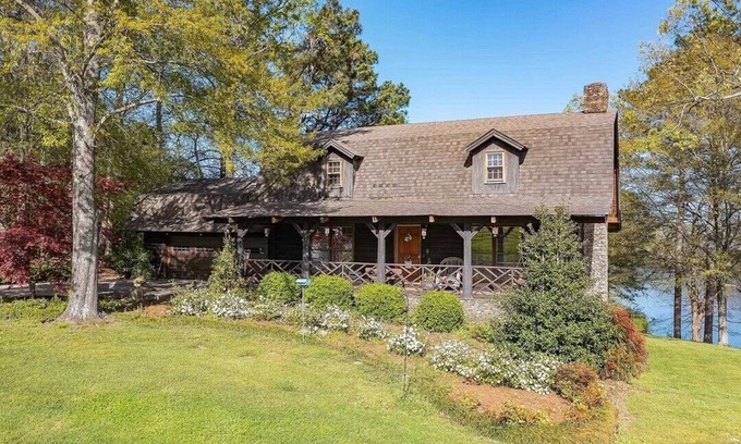 Cullman House | Welcome to Woodland Cottage on Lake Catoma in Cullman Al
