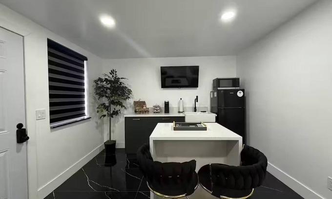 Terrace Park Apartment | Welcome to your stylish and comfortable studio suite retreat!