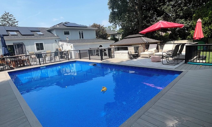 Seaford House | Welcoming 3-bdrm house with AC, heated pool with outdoor entertainment space