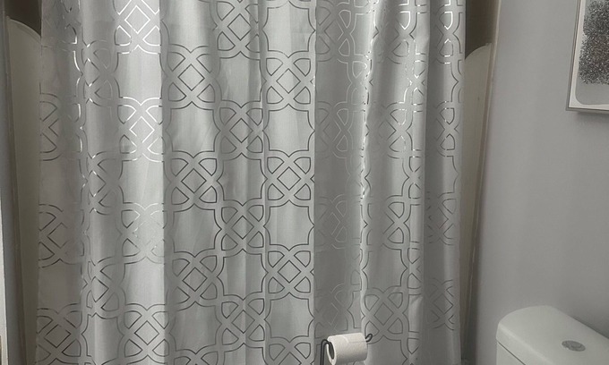 Hartford Apartment | Welcoming apartment with AC in the heart of Hartford