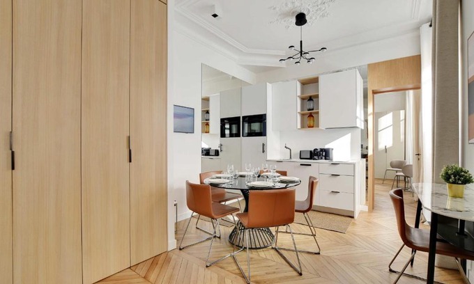 16th Arrondissement Apartment | Welcoming apt - 3BR-6P - Tour Eiffel