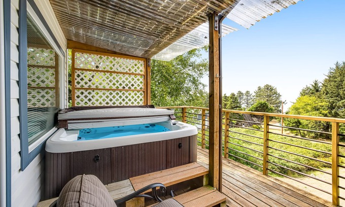 Oceanside Condo | Welcoming Condo with Ocean Views and Private Hot Tub - Short Walk to the Beach