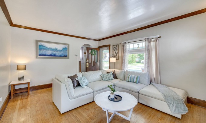 Boardman House | Welcoming Home in Youngstown w/Private Backyard!