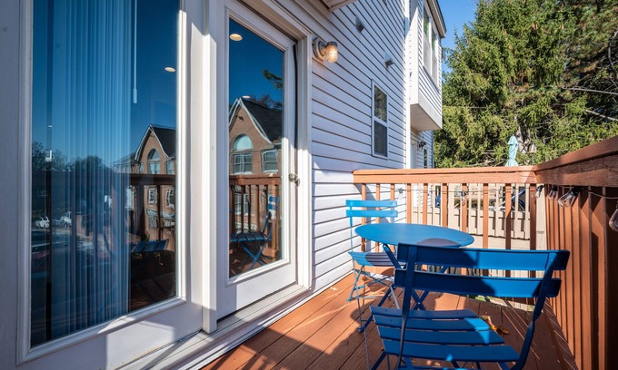 Springfield House | Welcoming Spacious & Trendy Springfield VA Townhome