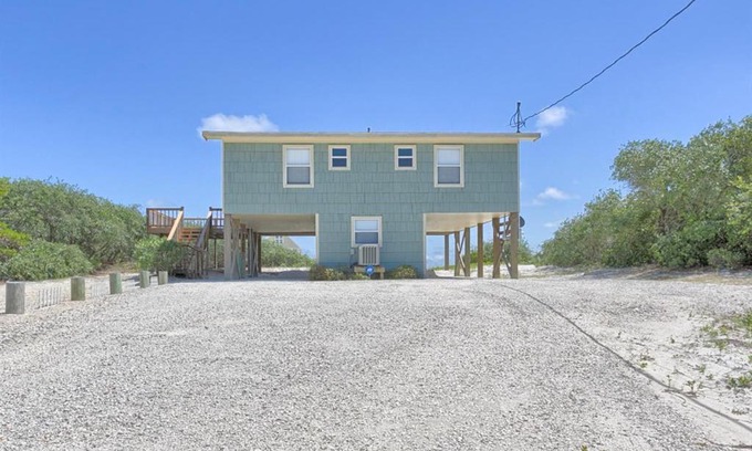 Surf Side Shores House | Well and Fair by Meyer Vacation Rentals