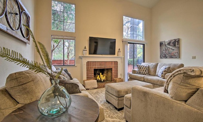 Davis Apartment | Well-Appointed Condo Across Street from UC Davis!