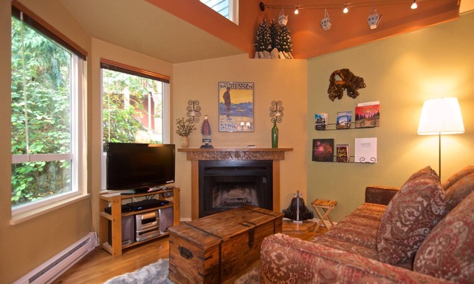 Whistler Creekside House | Well cared for townhouse- FREE parking, new Queen comfortable bed, new sofa-bed, spacious bedroom,