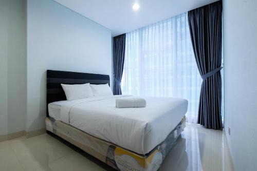 Tangerang Apartment | Well Furnished 1BR Brooklyn Alam Sutera Apartment By Travelio