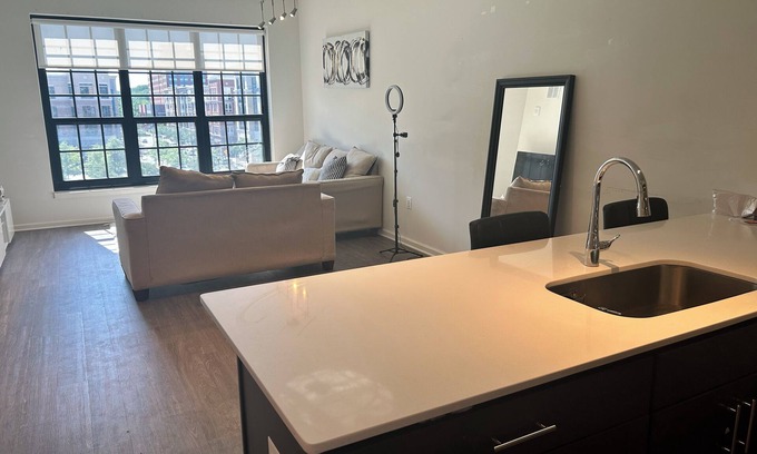 Owings Mills Apartment | Well furnished apartment located in Owings Mills.