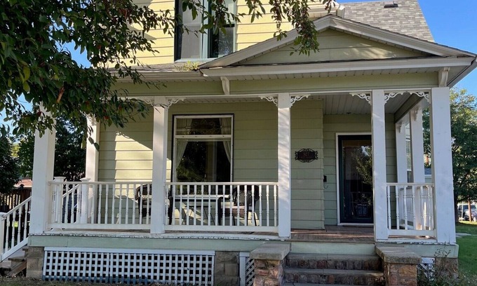 Sheridan House | Well Maintained Home Within Three Blocks from Historic Main Street Sheridan