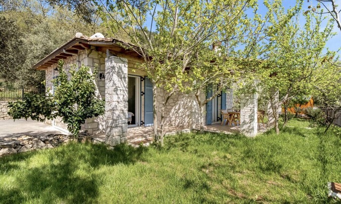 Asprogerakata Villa | Wellbeing Villa at Apanema Mindfulness Lefkada