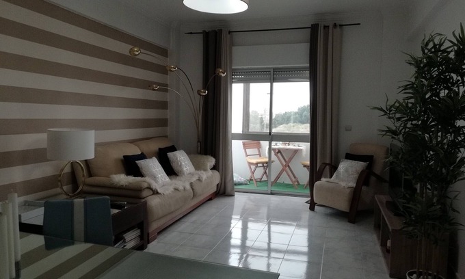 Torre da Marinha Apartment | Wellcome to South Bay Guest House