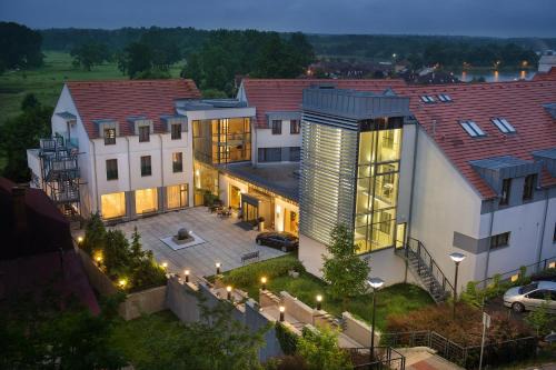 Hluboka nad Vltavou Hotel | Wellness Hotel Diamant