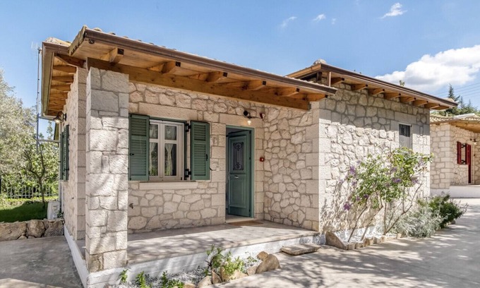 Asprogerakata Villa | Wellness Villa at Apanema Mindfulness Lefkada