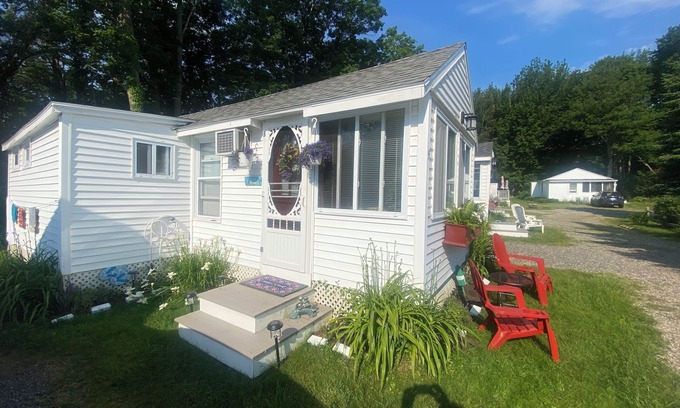 Ogunquit - Wells Cabin | Wells cabin Ogunquit line reduced