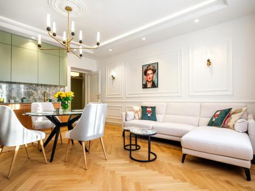 Piasek Południe Apartment | Wenecja by Tyzenhauz