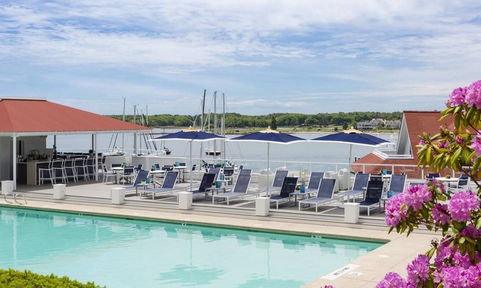 New Castle Hotel | Wentworth by the Sea, A Marriott Hotel & Spa