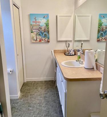 Springdale House | Wesley - Pool Home Villagepeople