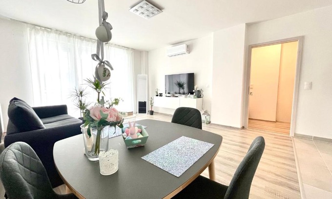 Ujlipotvaros Apartment | West Budapest-Edge of Downtown-Free Parking