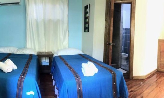 Antoneys Cay House | West End Nature view budget room