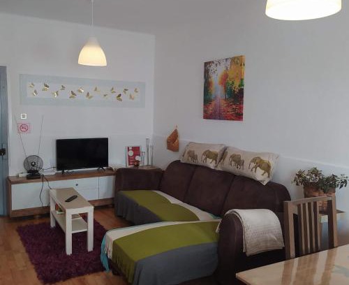 Bombarral House | West house