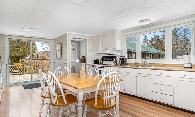 West Lake House | West Lake Nook - Near Sandbanks with Park Pass