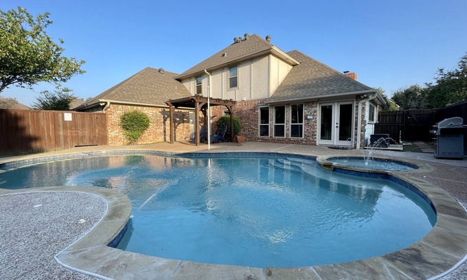 Plano House | West Plano House w/Pool. Near running/biking trail, dog park and water park