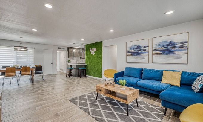 El Paso House | West Side 5 bedroom Home. Great Location !