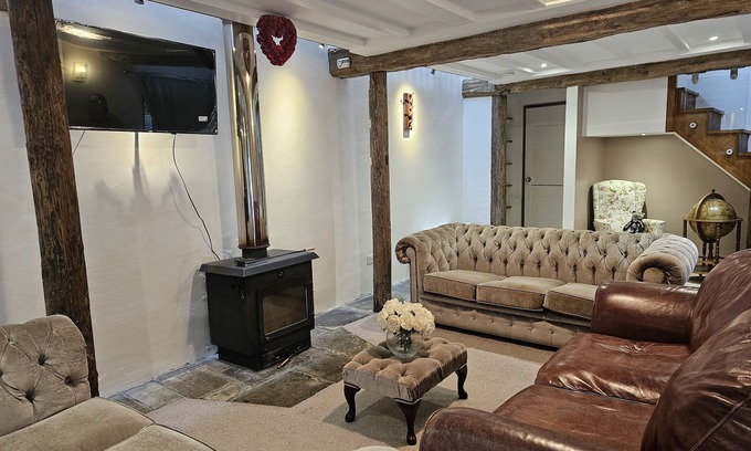 Ide House | West Town Farm a peaceful 2 bed Barn nr Exeter