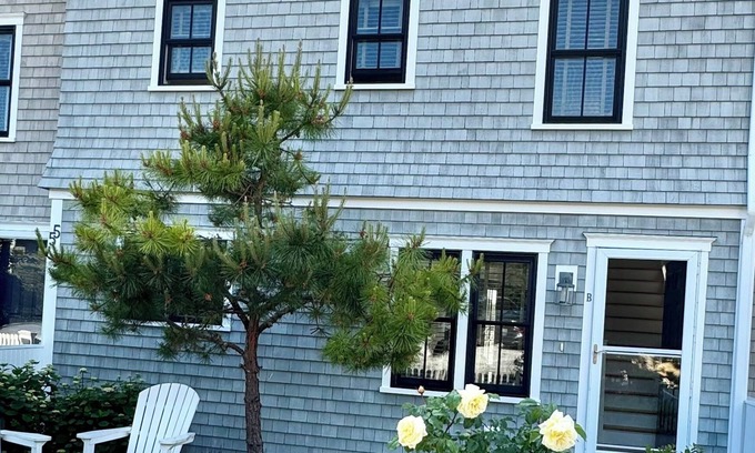 Provincetown House | Westend, 2 ensuites, 2 parking spaces, 2 bikes