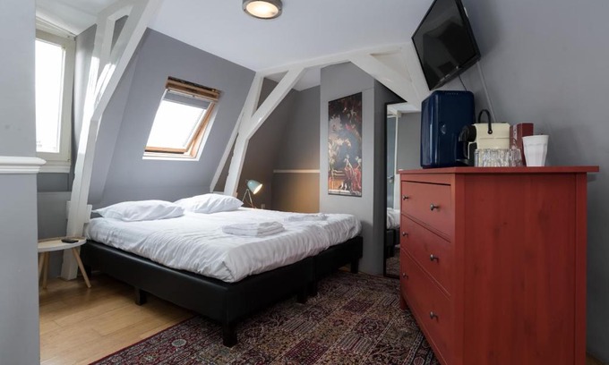 Staatsliedenbuurt Bed & Breakfast | Westerpark Suites