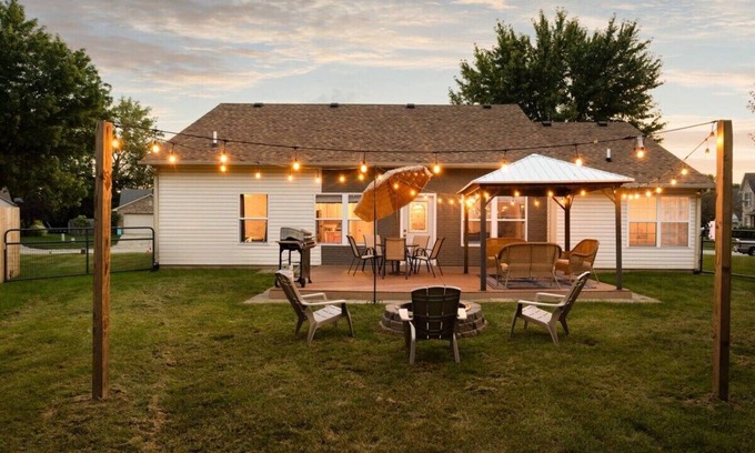 Westfield House | Westfield 4BR: Fun Games, Outdoors, Near Sites