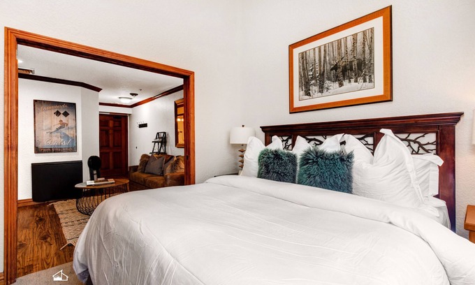Park City Condo | Westgate | Ski-In/Ski-Out Deluxe Mountain Suite at Canyons Village | A Nestique Property