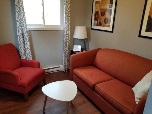 Bloomfield House | Westlake Cottage - Hillier Lodge
